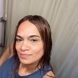 Meet your Posher, Jakeline